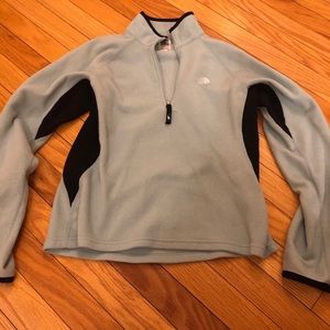 Super cozy light blue north face fleece pullover